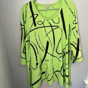 Vibrant Green Relaxed Fit 3/4 Sleeve‎ Tunic